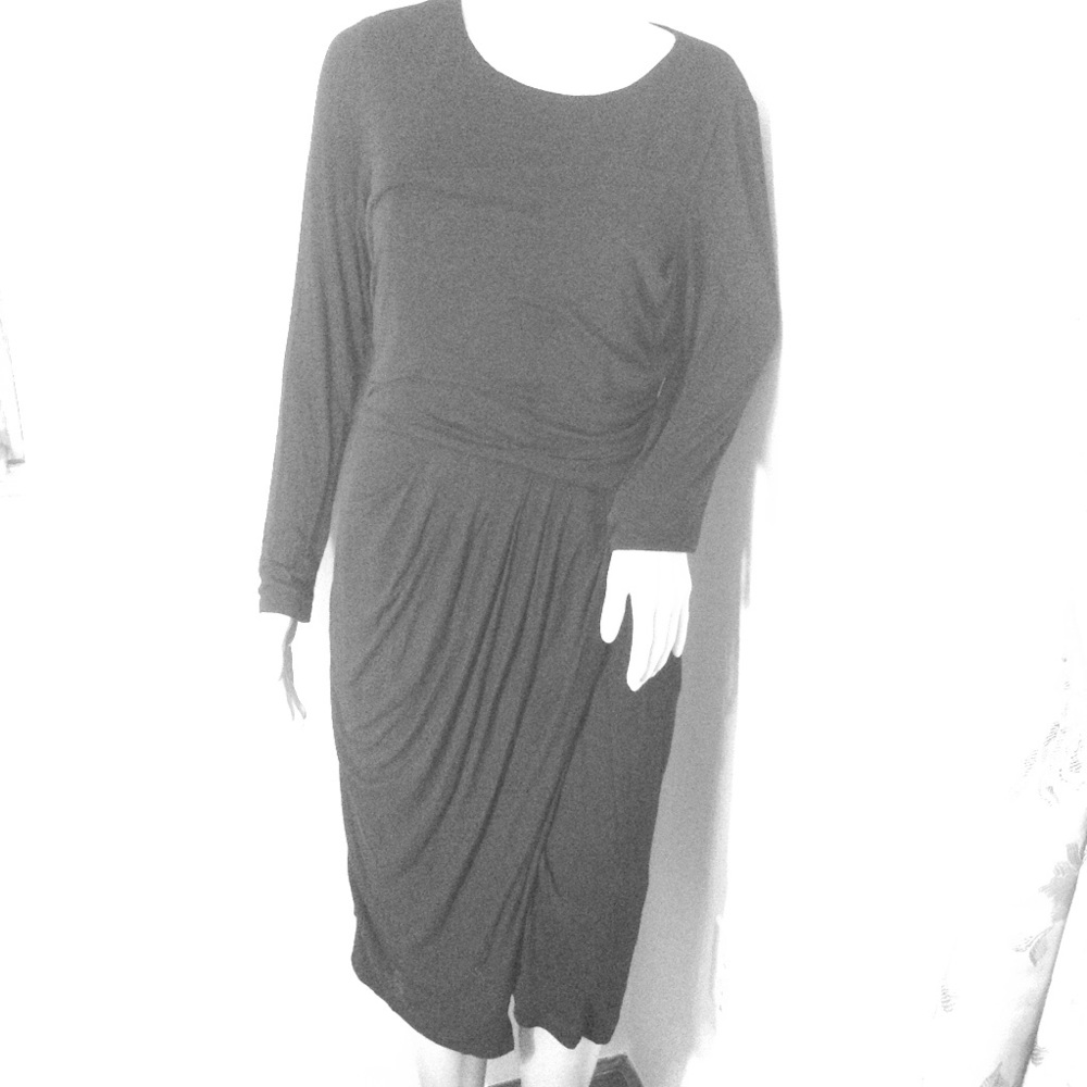 Suzi Chin Black Long Sleeve Dress